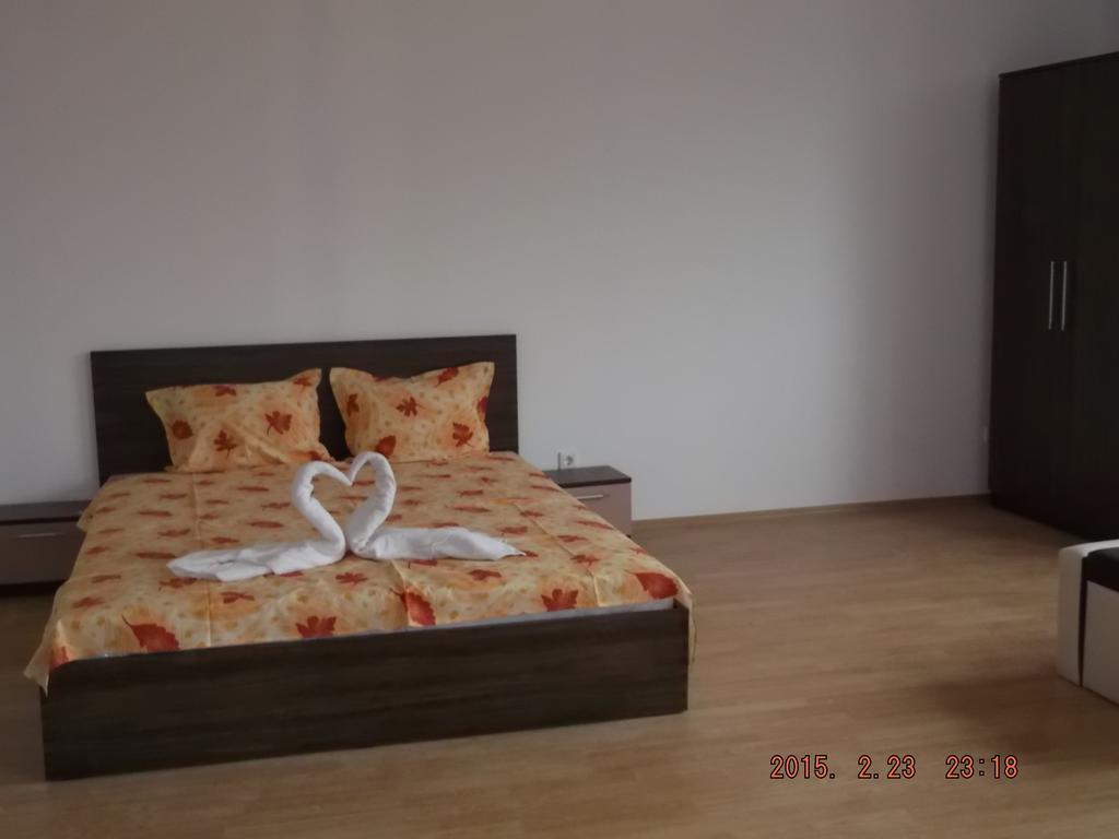 Dima Popova Apartments Tsarevo Quarto foto